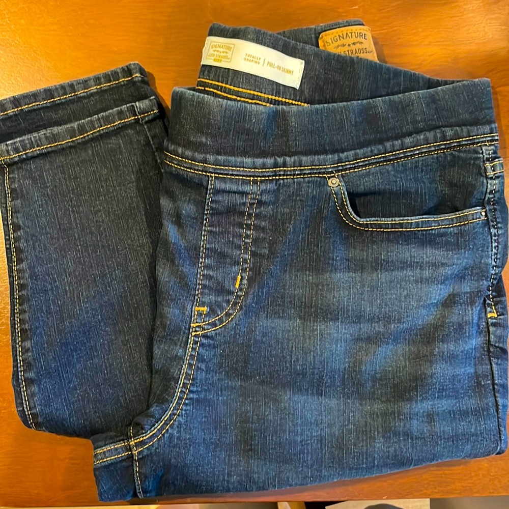 Levi Strauss Gold skinny Jeans - 14